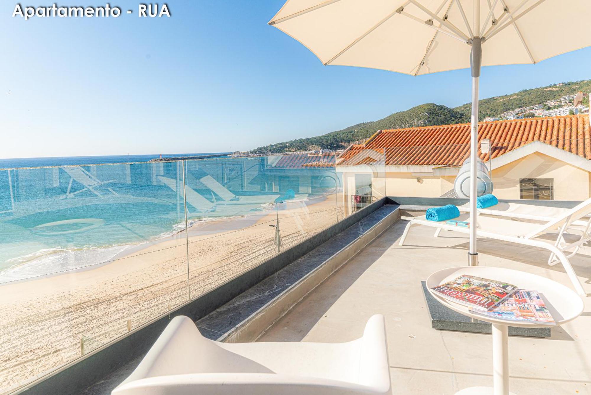 Season Apartments Sesimbra Esterno foto