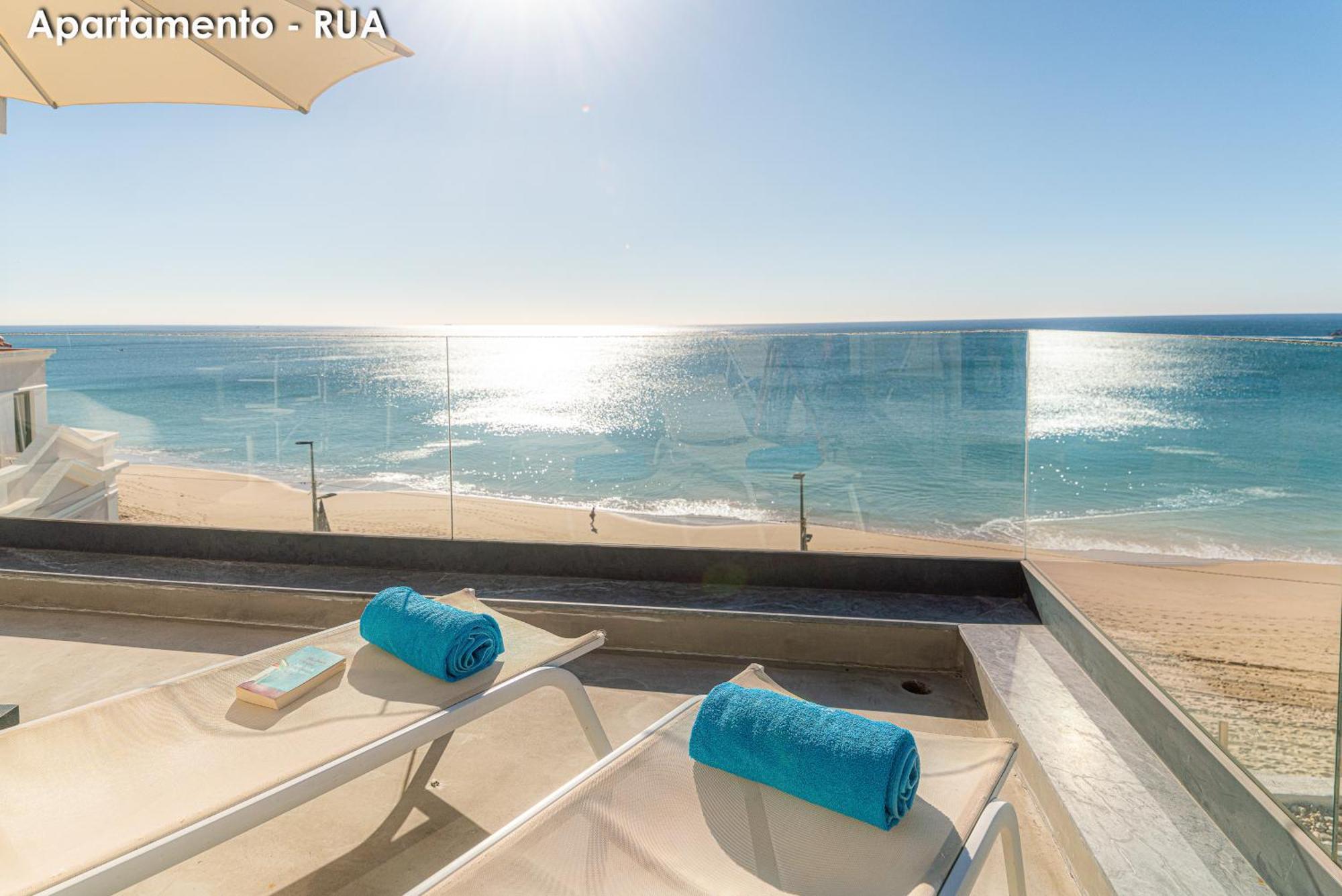 Season Apartments Sesimbra Esterno foto