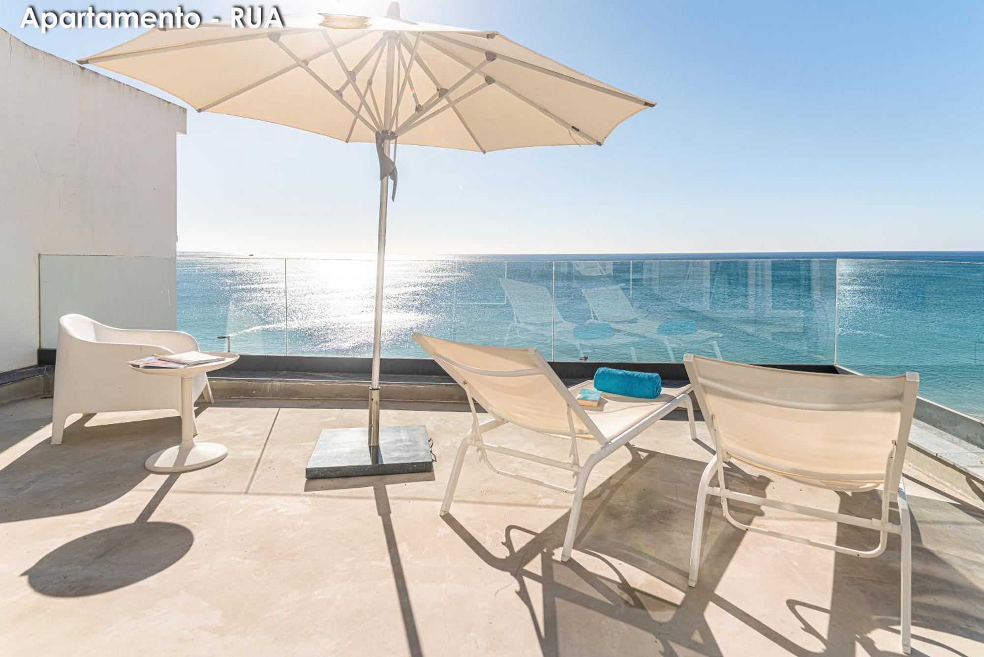 Season Apartments Sesimbra Esterno foto