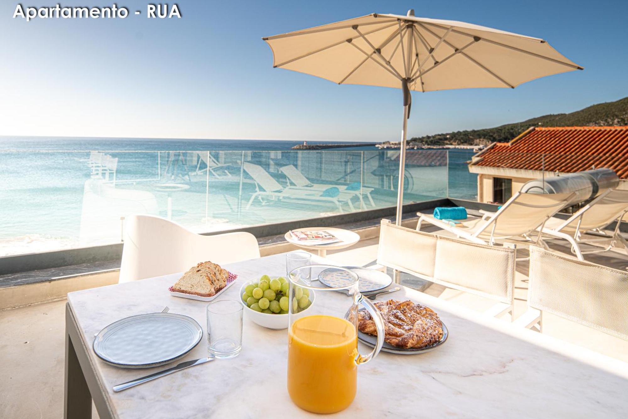 Season Apartments Sesimbra Esterno foto