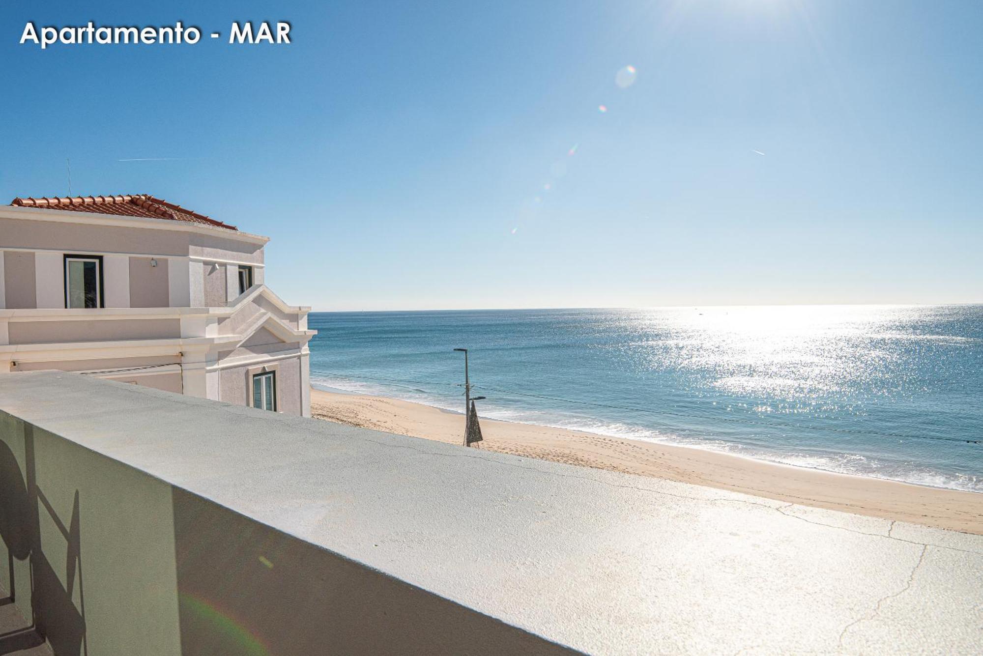 Season Apartments Sesimbra Esterno foto