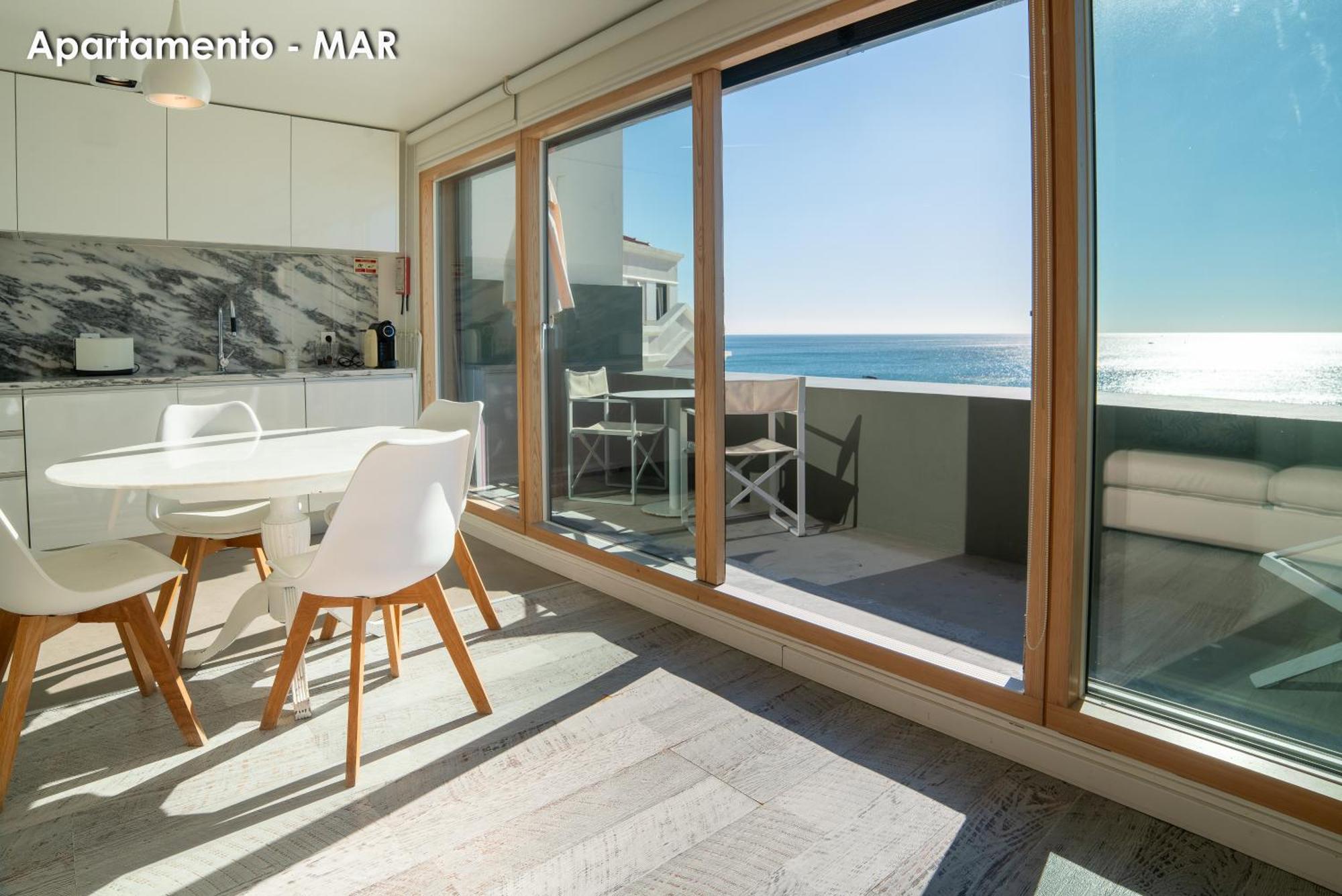 Season Apartments Sesimbra Esterno foto